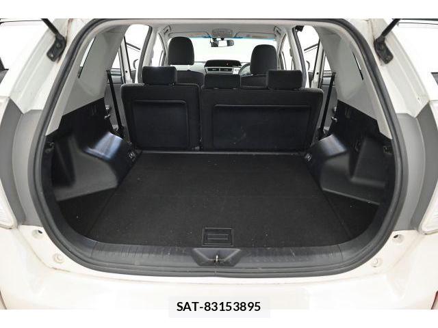 Toyota PRIUS ALPHA 2015-08 8652896-10