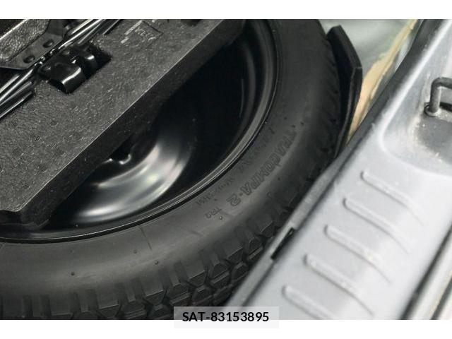 Toyota PRIUS ALPHA 2015-08 8652896-11
