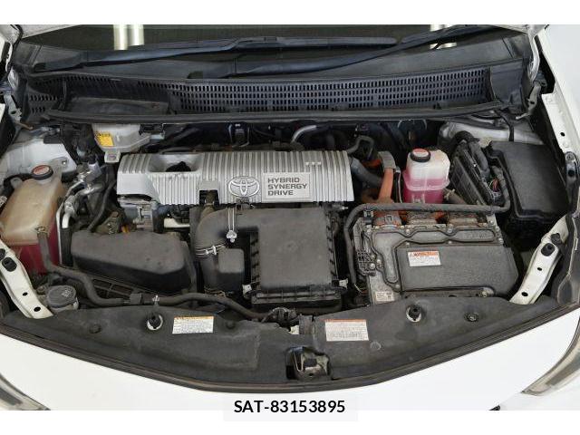 Toyota PRIUS ALPHA 2015-08 8652896-13