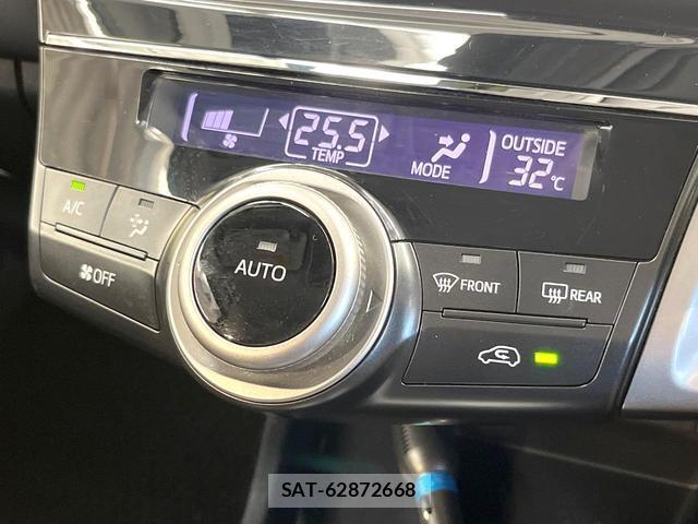 Toyota PRIUS ALPHA 2019-07 8653306-5
