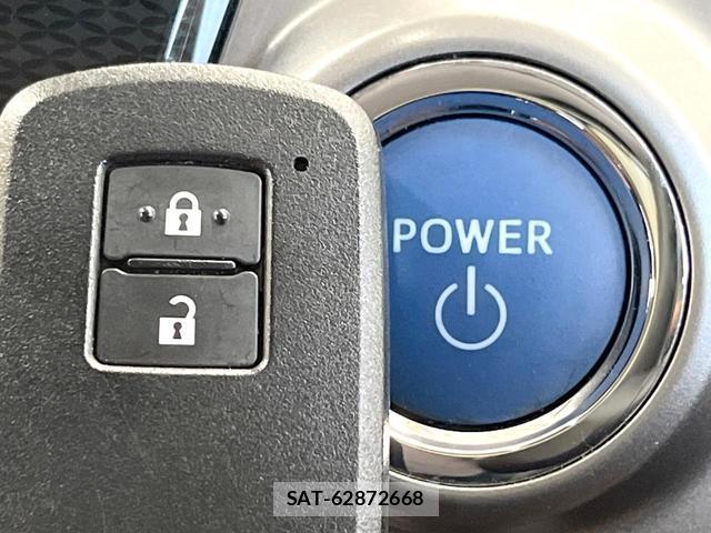 Toyota PRIUS ALPHA 2019-07 8653306-6
