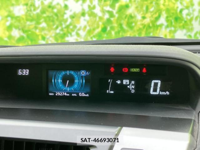 Toyota PRIUS ALPHA 2015-12 8653472-13