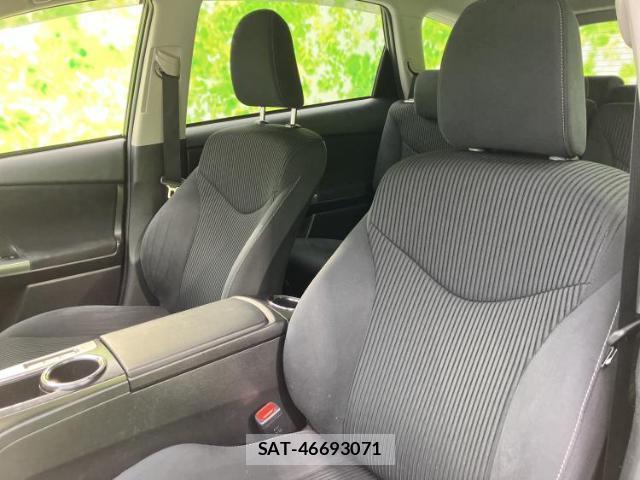 Toyota PRIUS ALPHA 2015-12 8653472-6