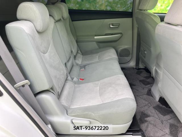 Toyota PRIUS ALPHA 2011-09 8653706-4