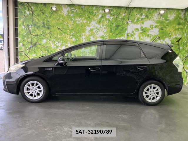 Toyota PRIUS ALPHA 2013-08 8653800-1