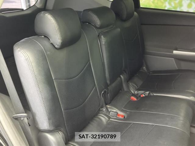 Toyota PRIUS ALPHA 2013-08 8653800-4