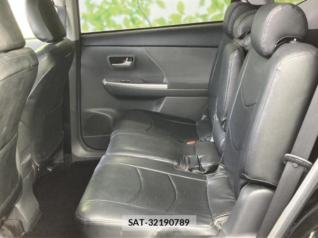 Toyota PRIUS ALPHA 2013-08 8653800-6