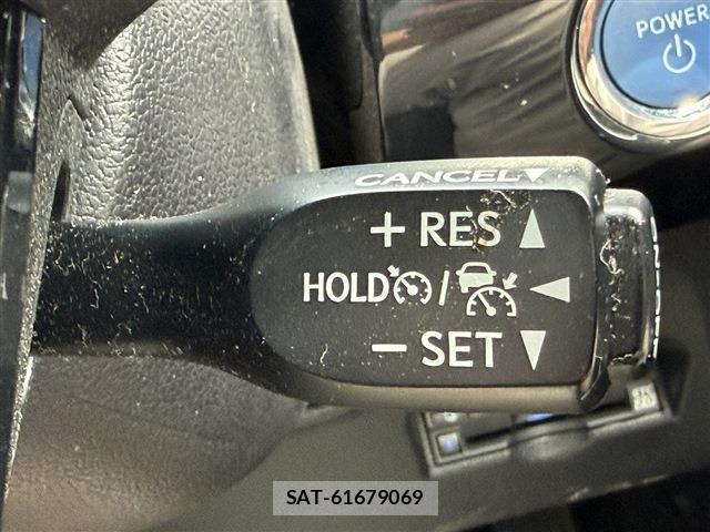 Toyota PRIUS PHV 2019-12 8647689-5