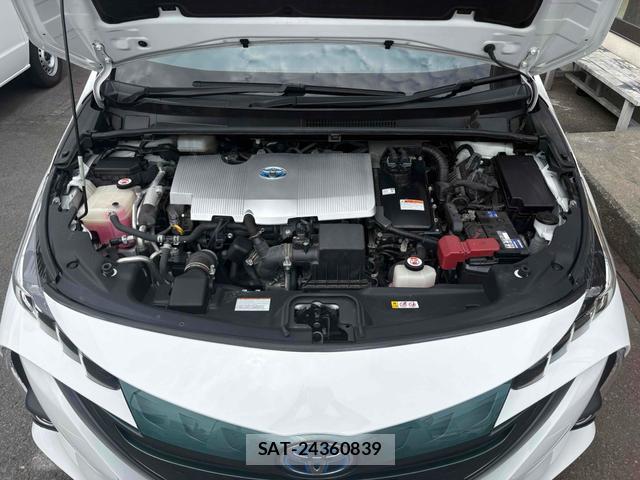 Toyota PRIUS PHV 2017-12 8649407-3