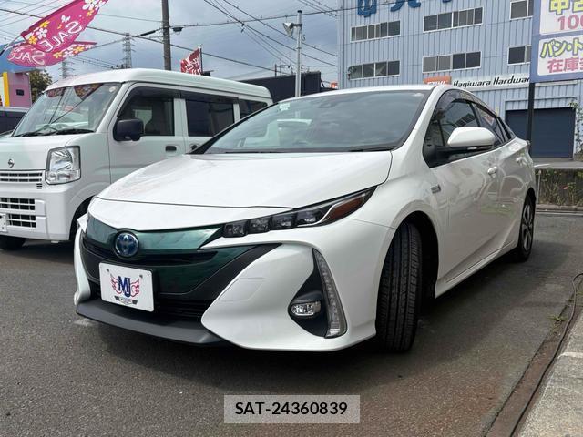 Toyota PRIUS PHV 2017-12 8649407-5