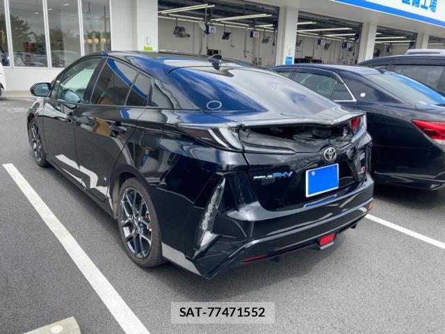 Toyota PRIUS PHV 2019-02 8651188-3