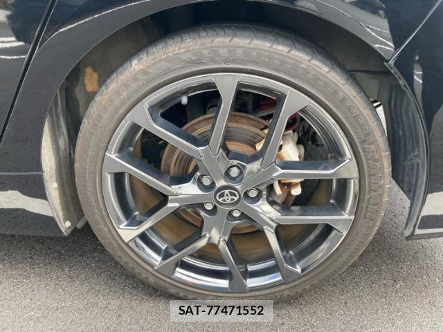 Toyota PRIUS PHV 2019-02 8651188-6