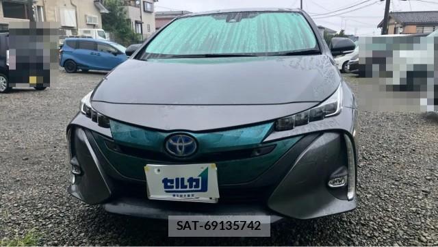Toyota PRIUS PHV 2017-06 8651403-9