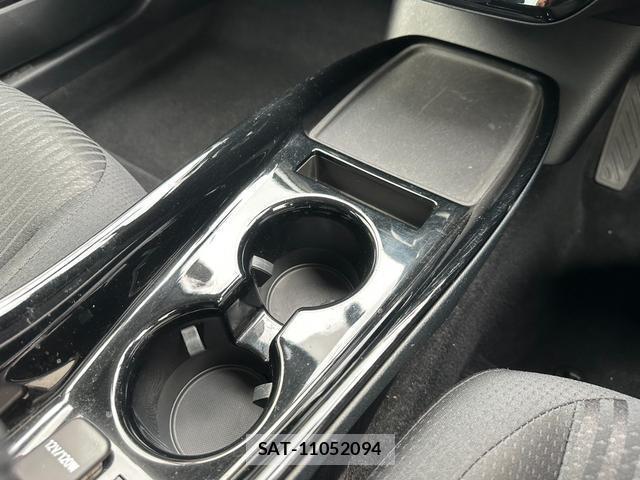 Toyota PRIUS PHV 2019-12 8651840-13