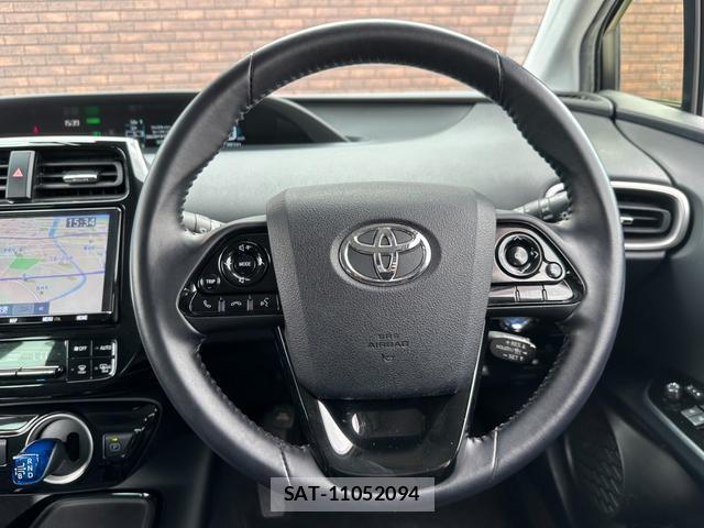 Toyota PRIUS PHV 2019-12 8651840-2