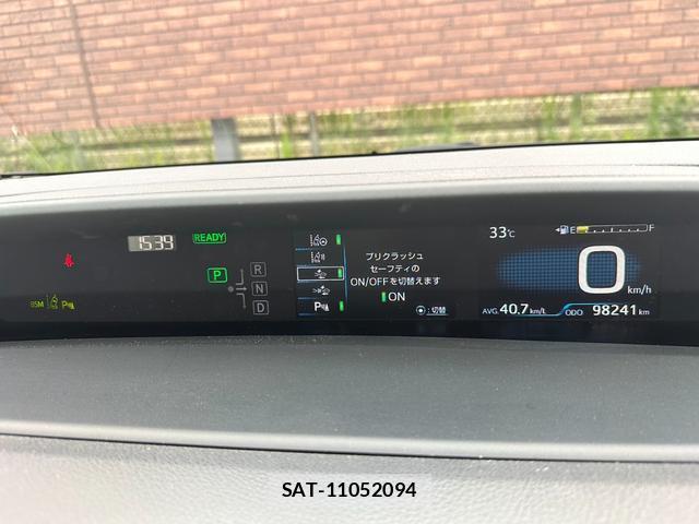 Toyota PRIUS PHV 2019-12 8651840-3