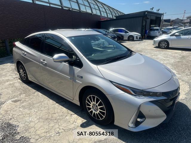 Toyota PRIUS PHV 2018-03 8651843-13