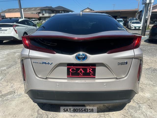 Toyota PRIUS PHV 2018-03 8651843-16