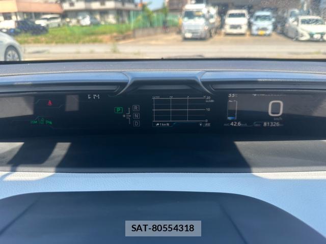 Toyota PRIUS PHV 2018-03 8651843-4