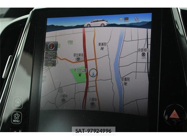 Toyota PRIUS PHV 2017-03 8651977-1
