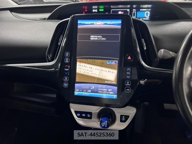 Toyota PRIUS PHV 2017-09 8652788-12