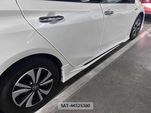 Toyota PRIUS PHV 2017-09 8652788-8