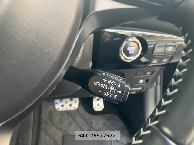 Toyota PRIUS PHV 2022-01 8653064-17
