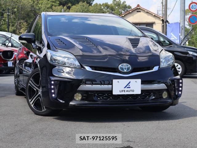 Toyota PRIUS PHV 2013-08 8653876-0
