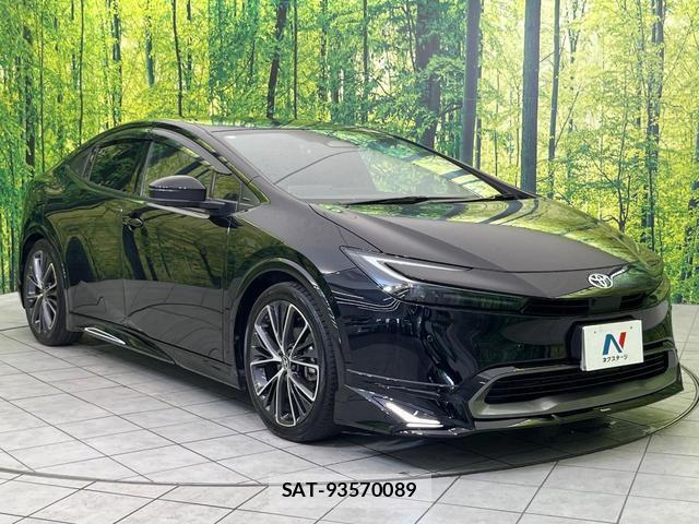 Toyota PRIUS 2023-09 8646630-15