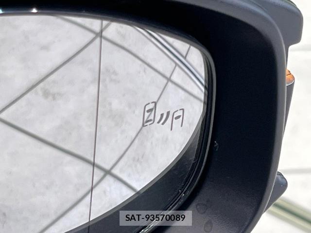 Toyota PRIUS 2023-09 8646630-6