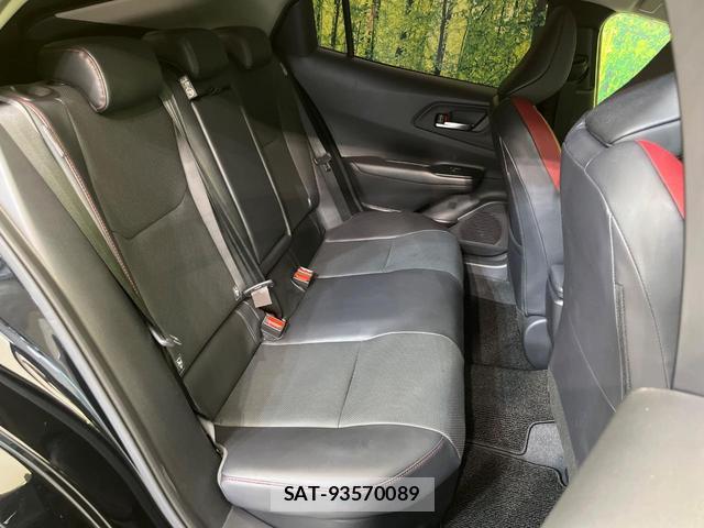 Toyota PRIUS 2023-09 8646630-8