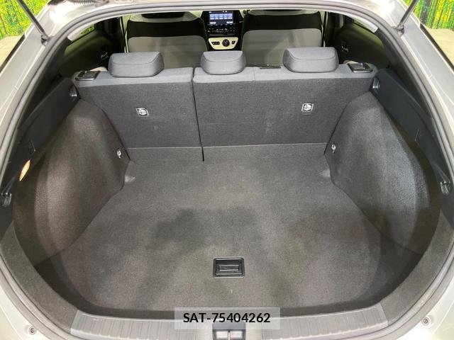Toyota PRIUS 2016-04 8646642-9