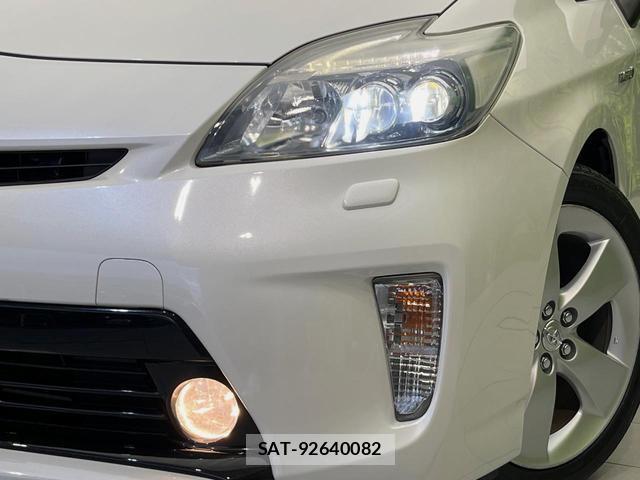 Toyota PRIUS 2012-06 8646688-11