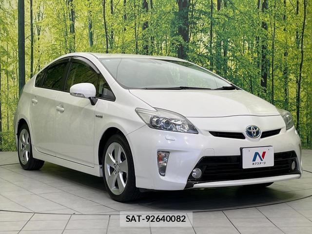 Toyota PRIUS 2012-06 8646688-15