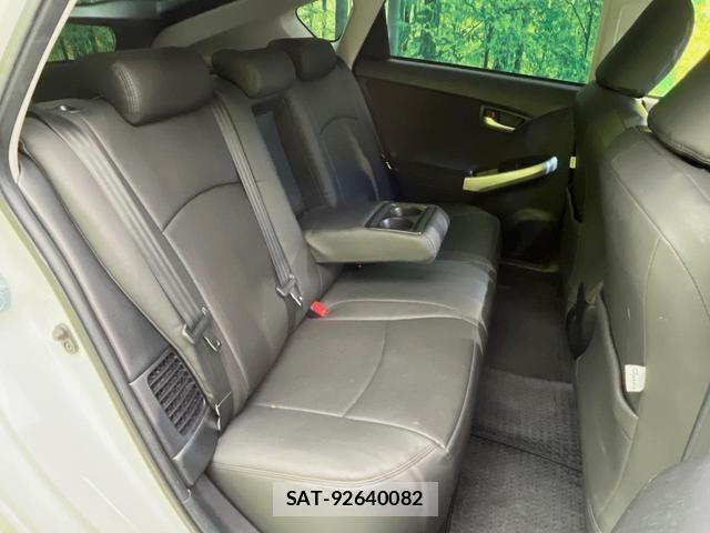 Toyota PRIUS 2012-06 8646688-8