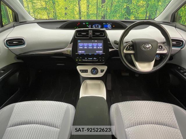 Toyota PRIUS 2016-06 8646693-1