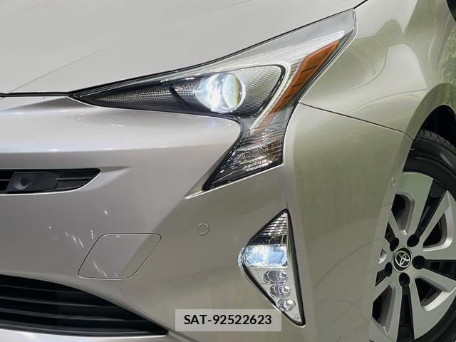 Toyota PRIUS 2016-06 8646693-11