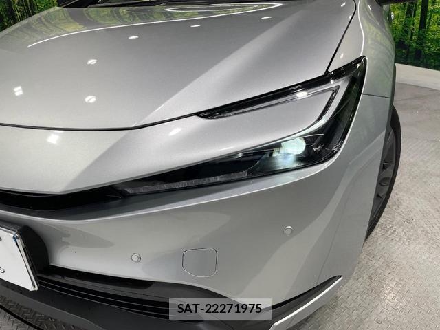 Toyota PRIUS 2023-10 8646851-12
