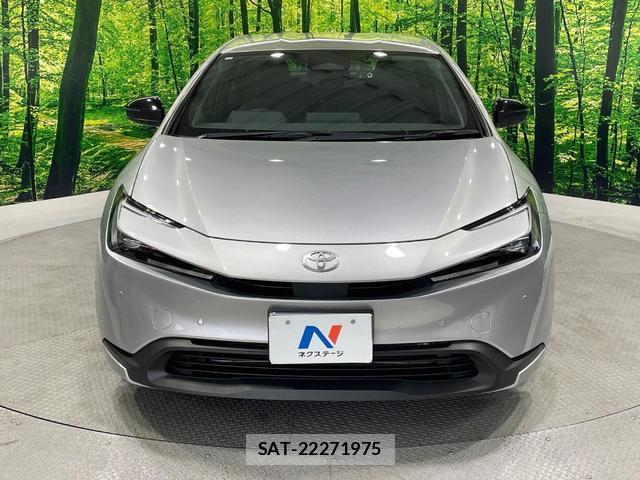 Toyota PRIUS 2023-10 8646851-14