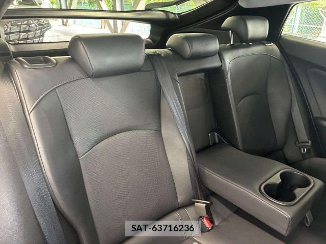 Toyota PRIUS 2018-03 8647038-5