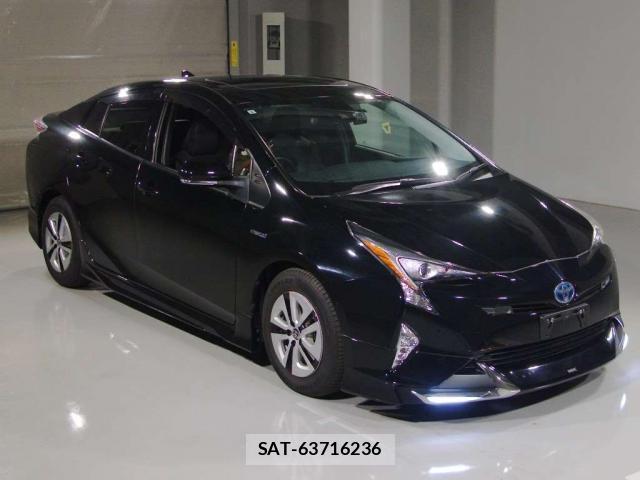 Toyota PRIUS 2018-03 8647038-6