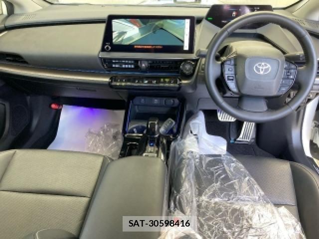 Toyota PRIUS 2023-06 8647061-2