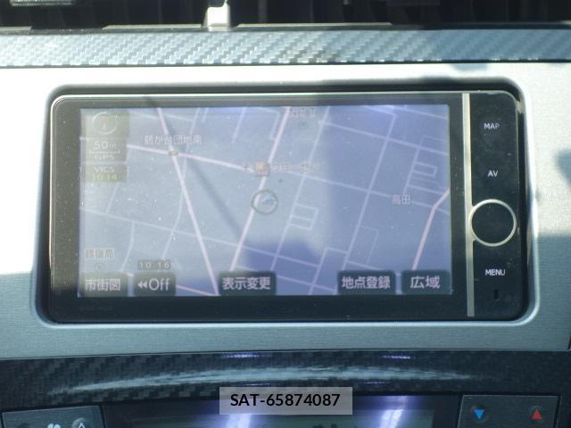 Toyota PRIUS 2013-05 8647088-12