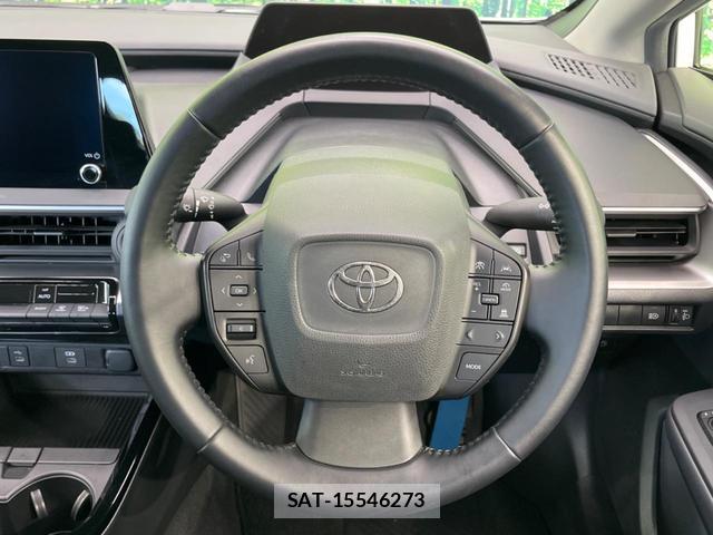 Toyota PRIUS 2023-10 8647107-10