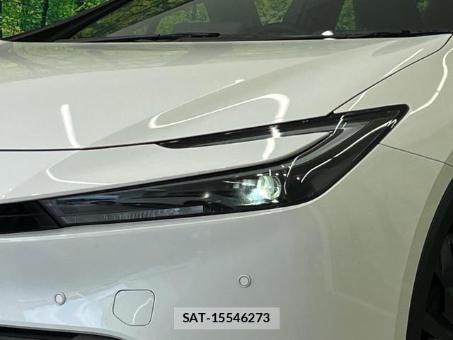 Toyota PRIUS 2023-10 8647107-11