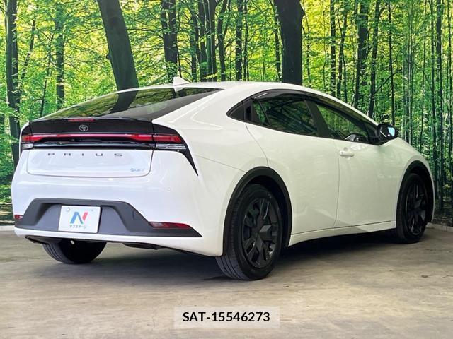 Toyota PRIUS 2023-10 8647107-16