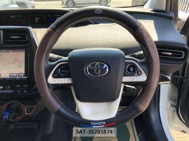 Toyota PRIUS 2016-03 8647133-9