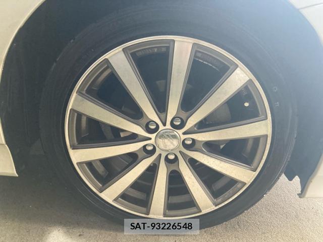 Toyota PRIUS 2016-05 8647280-6