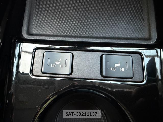 Toyota PRIUS 2021-04 8647465-11