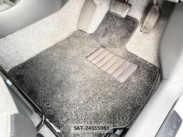 Toyota PRIUS 2012-01 8647473-12